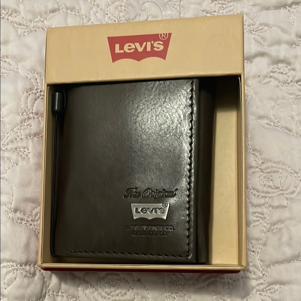 Levi's Brown Leather Wallet
